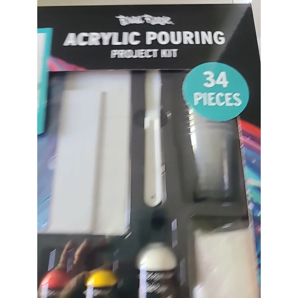 Brea Reese Acrylic Pouring Project Kit 34 Pieces Complete NEW